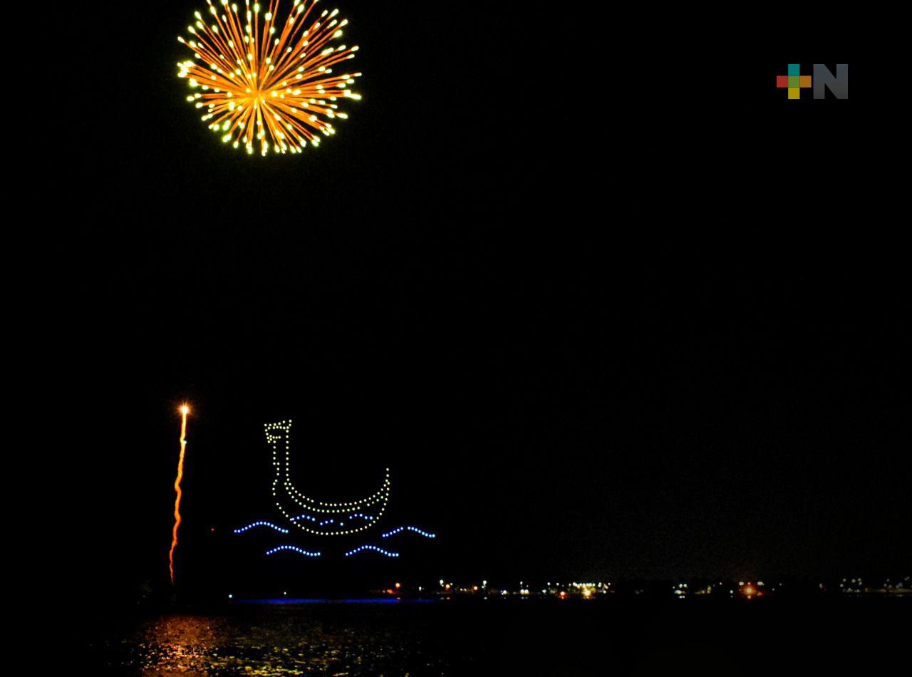 La noche se ilumina para iniciar los festejos por los 500 años de Coatzacoalcos