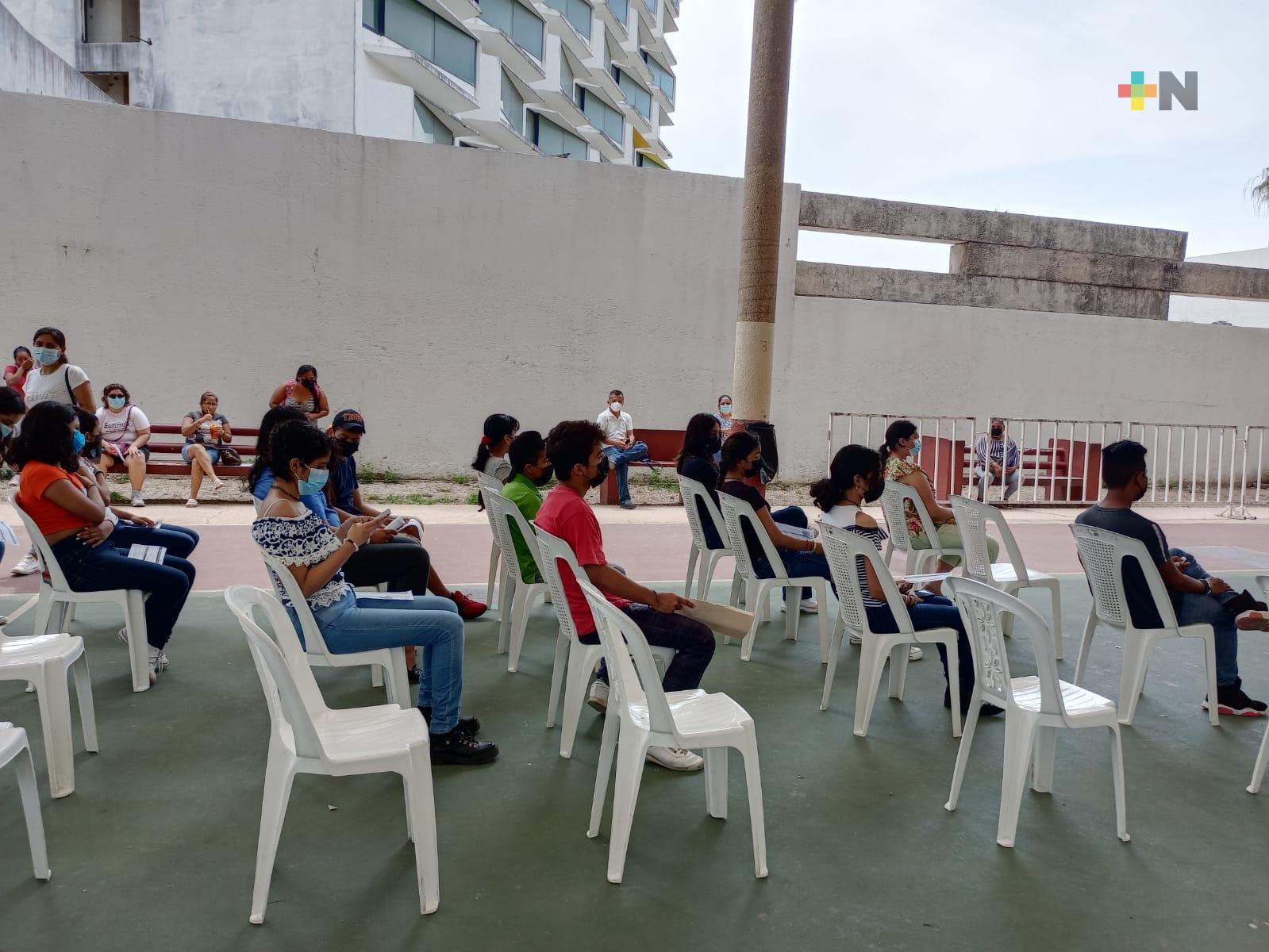 Aplicarán un día más segunda dosis antiCovid para población de 12 a 14 años en Coatza