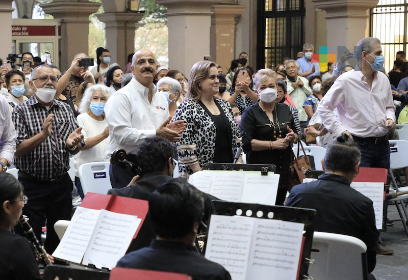 Ayuntamiento de Xalapa invita al concierto de la Sonora al Danzón Sinfónico