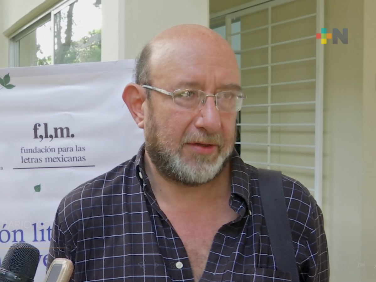 Estado de Veracruz es un semillero literario: Eduardo Antonio Parra
