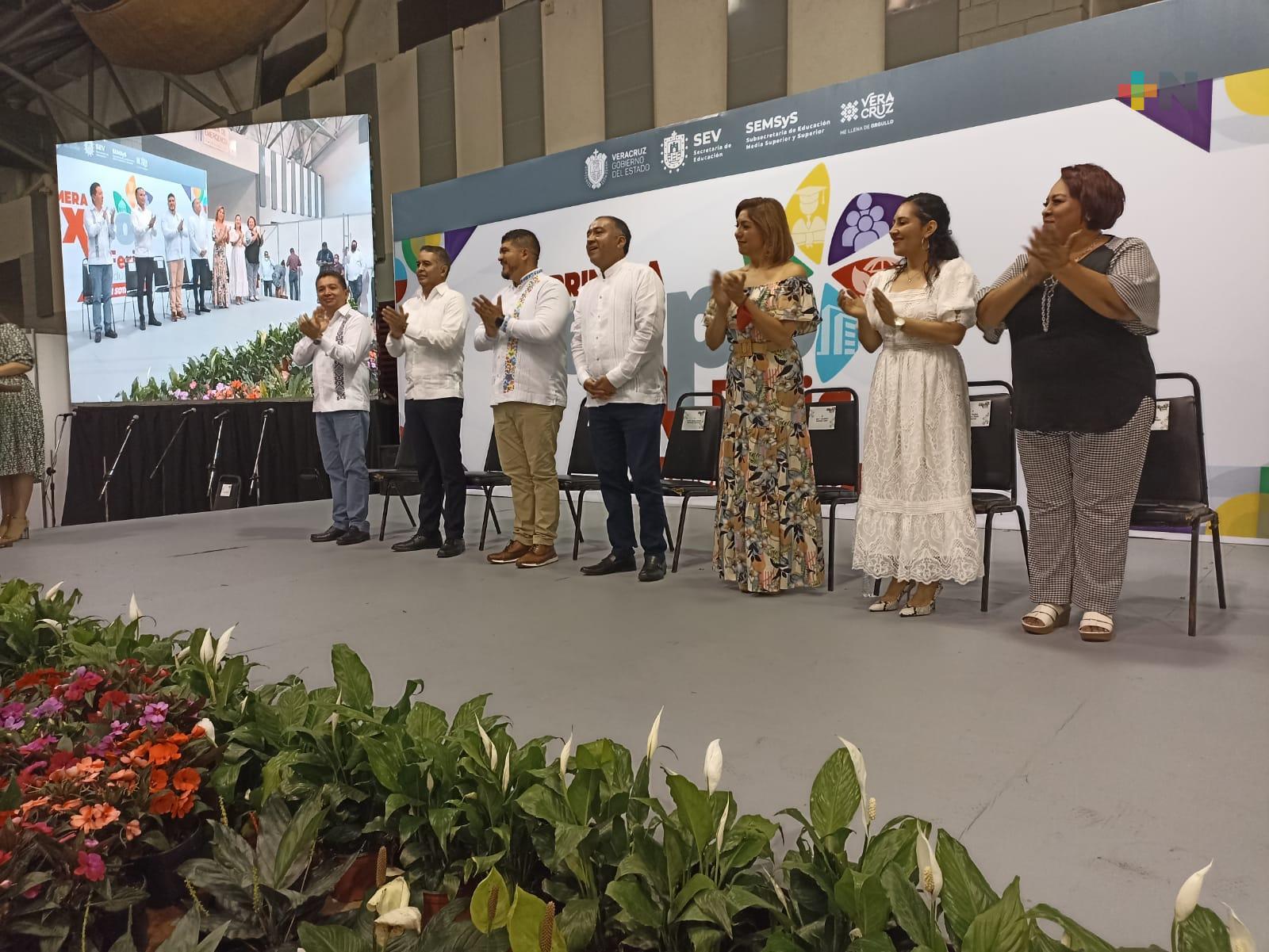 Inicia Expo Feria Educativa región Sotavento en WTC Veracruz
