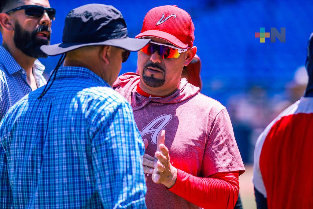 «Peque» Valdez suspendido por LMB, Héctor Páez dirigirá interinamente al Águila