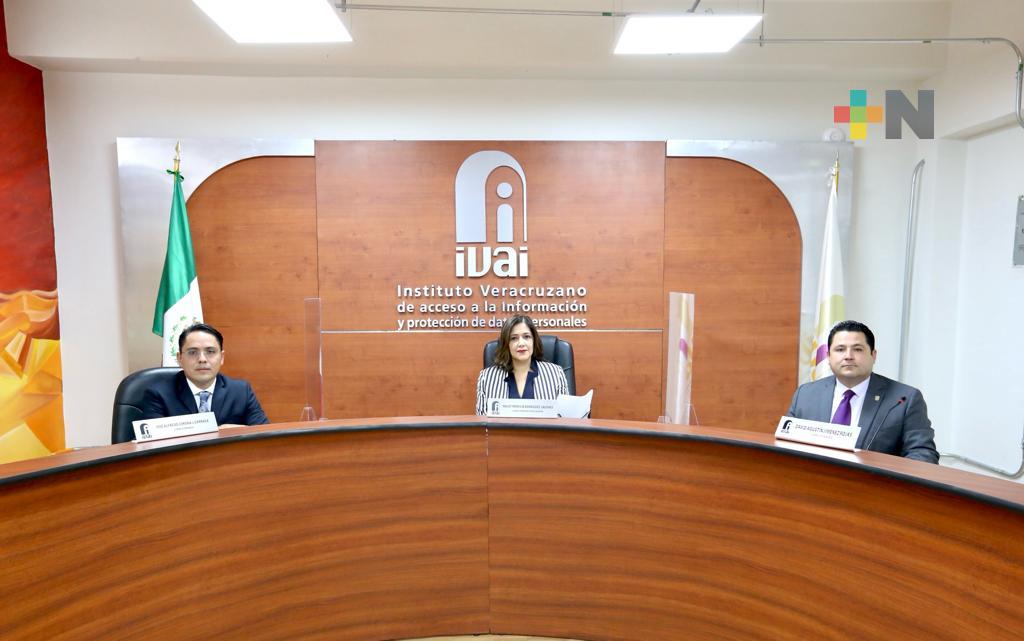 IVAI ordena a ayuntamientos transparentar información curricular del funcionariado