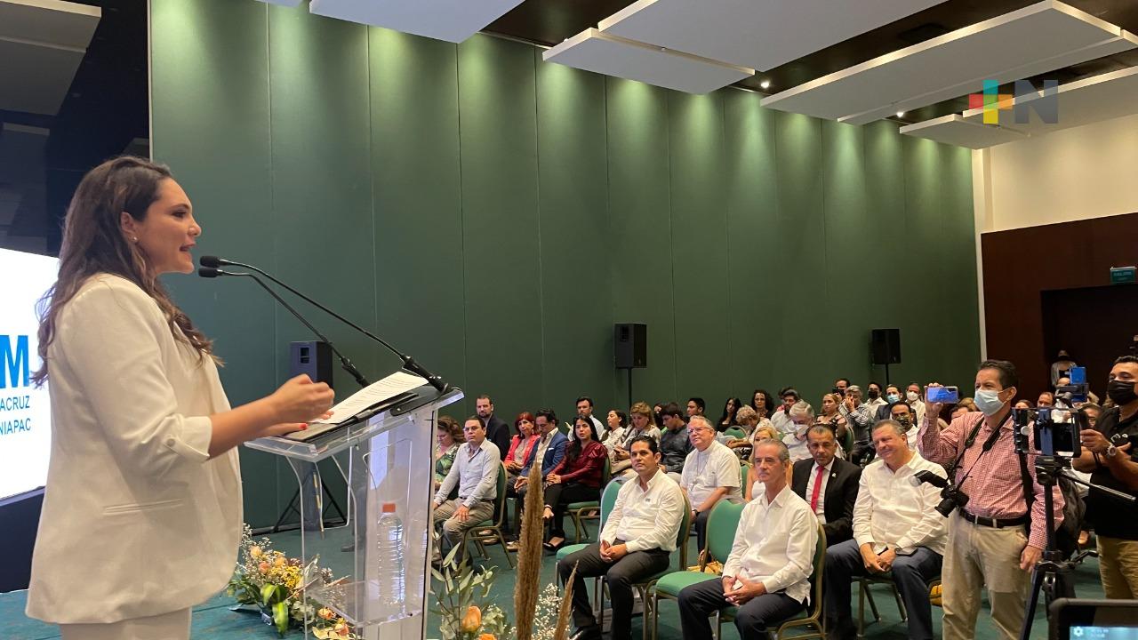 Empresarios con ética y valores son los que requiere México: Sabrina Zárate