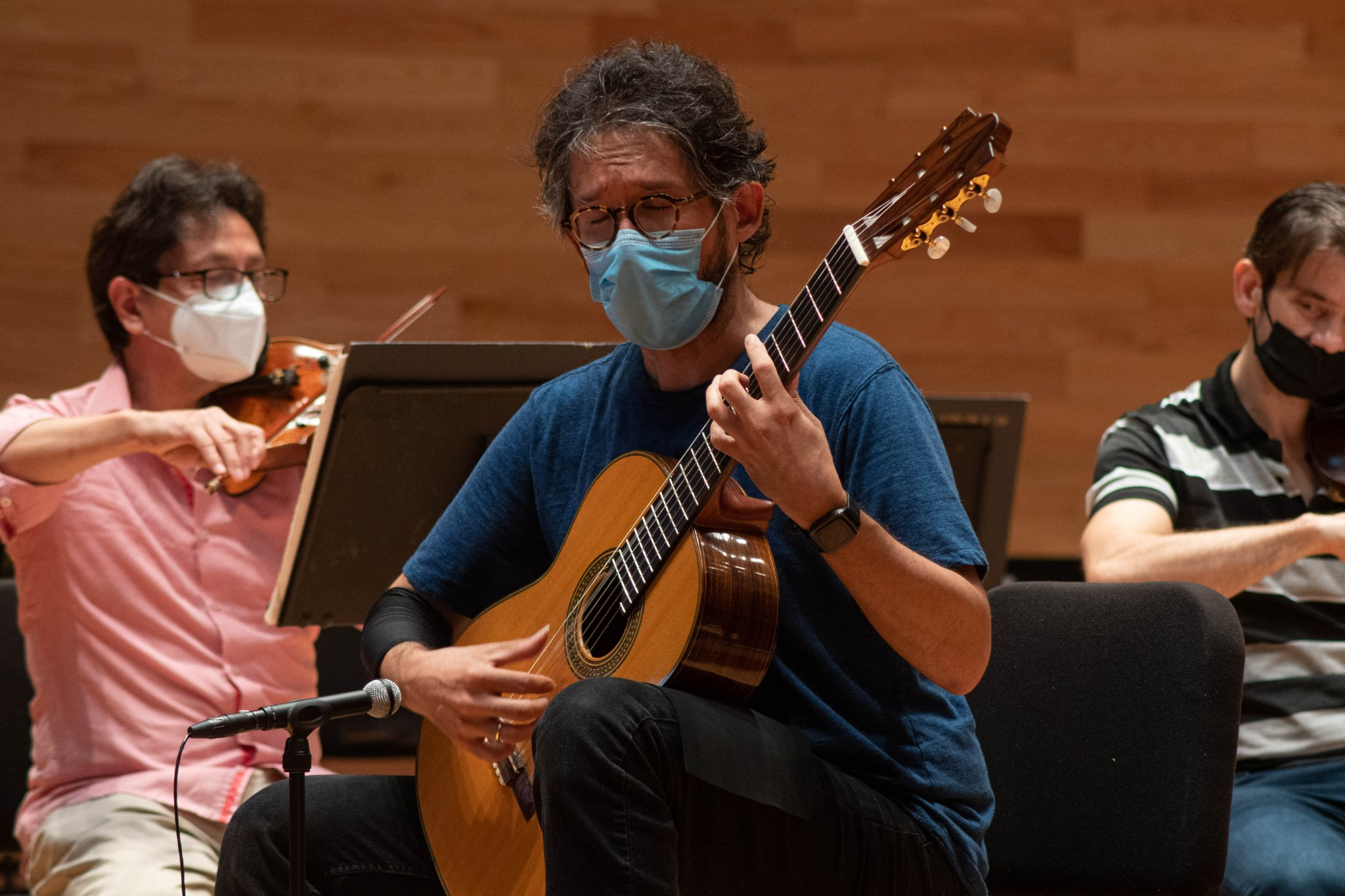 Se presenta el guitarrista Pablo Garibay con la Orquesta Sinfónica de Xalapa
