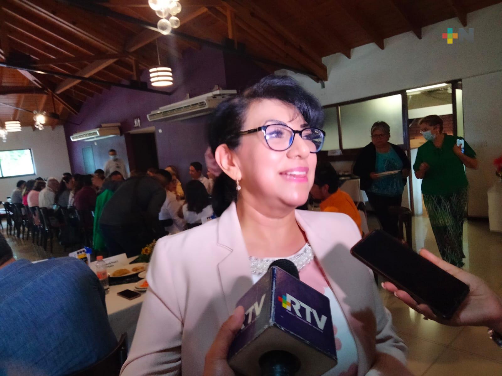 Comerciantes de Xalapa celebraron su resistencia a la pandemia por Covid-19