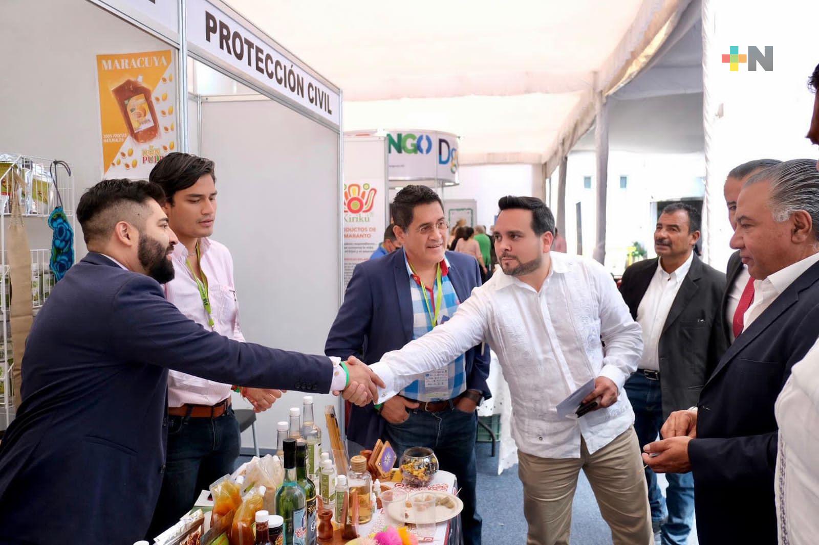 Con gran éxito participa Marcos Isleño en el Foro Internacional Agroindustrial Canacintra 2022
