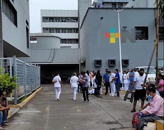 Realizan evacuación precautoria en Hospital Regional y Torre Pediátrica