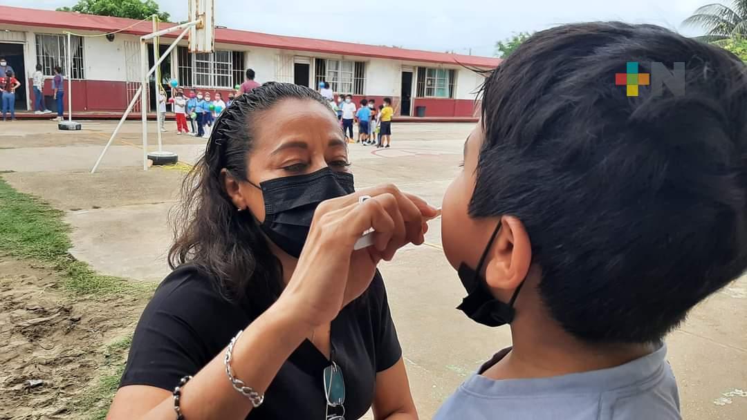 Difunden cultura de prevención de la salud en escuelas de Coatza