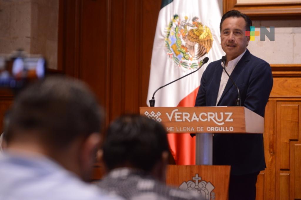 Futbol profesional regresará a Veracruz, no será como Tiburones Rojos: Gobernador