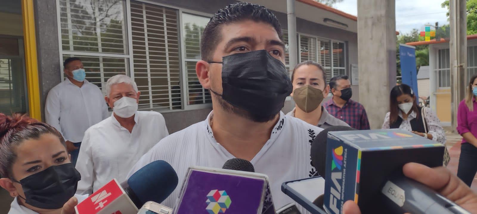 Cuatro escuelas de la entidad han tenido brotes de Covid-19: Zenyazen Escobar