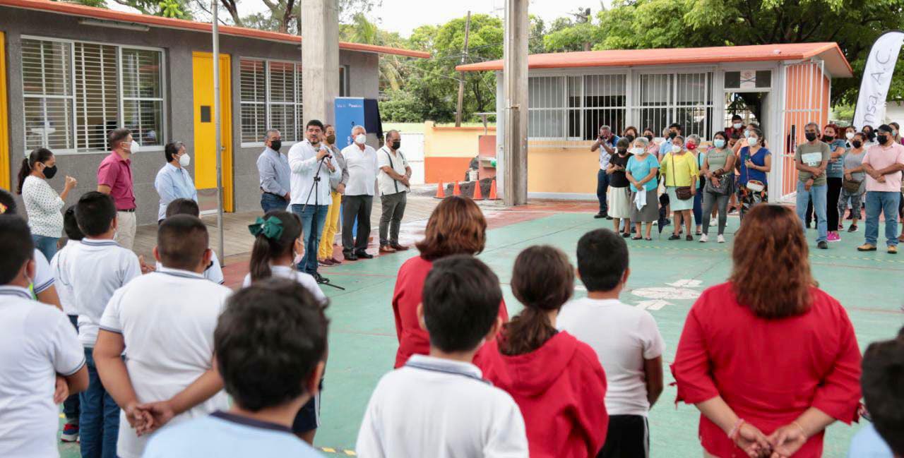 Este año rehabilitarán las casi 90 escuelas saqueadas en municipio de Veracruz: SEV