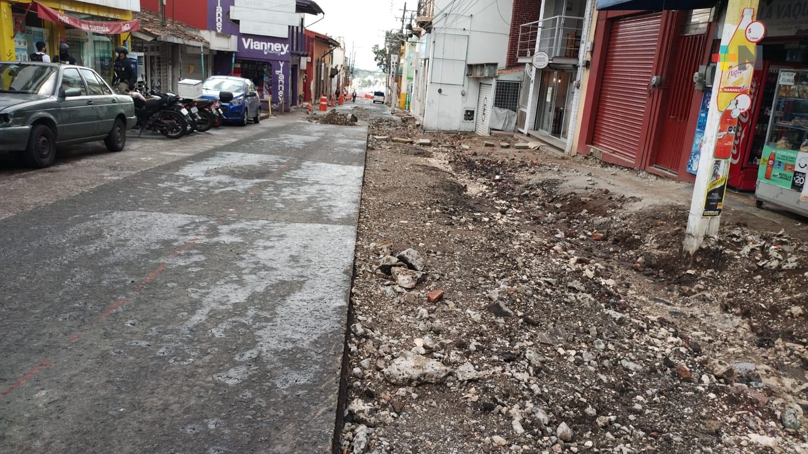 Rehabilitación integral mantendrá cerrada calle Clavijero entre Altamirano y Juárez