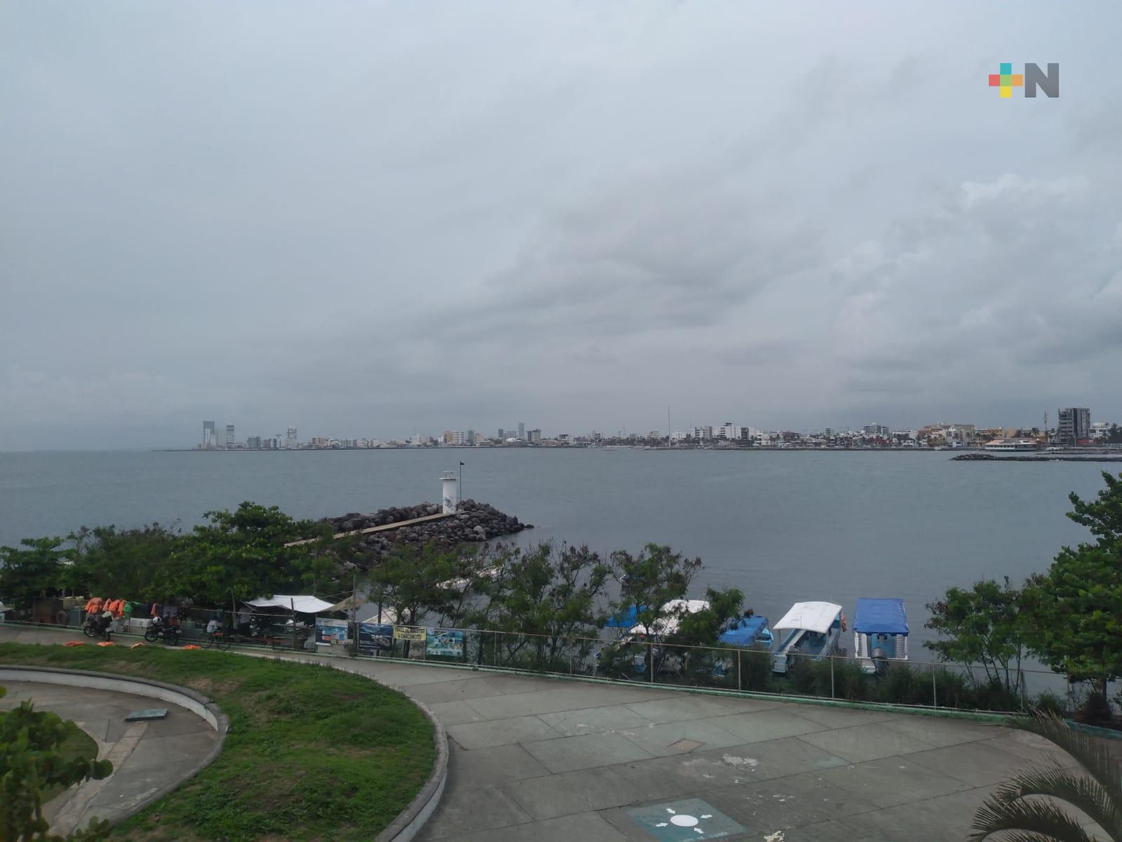 Ambiente templado a fresco al mediodía, fresco a frío por la noche a madrugada en la entidad veracruzana