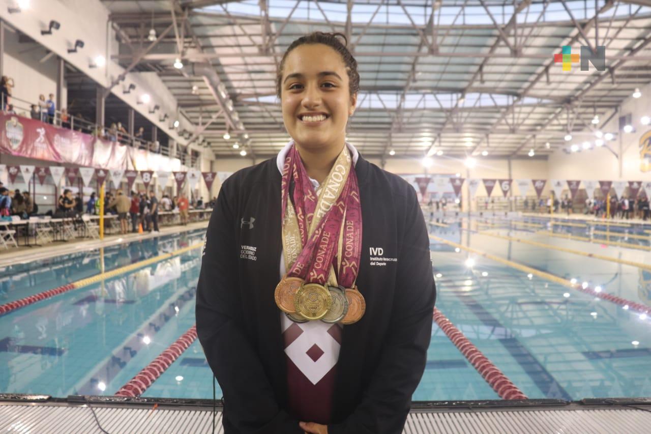 Es Diana Paola Gómez máxima ganadora preseas en natación de Nacionales CONADE