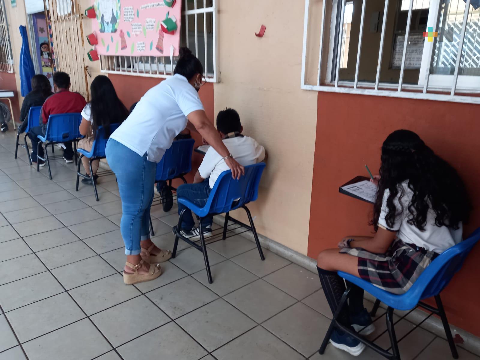 En Veracruz, solo cinco escuelas han reportado presencia de casos de coronavirus: SEV