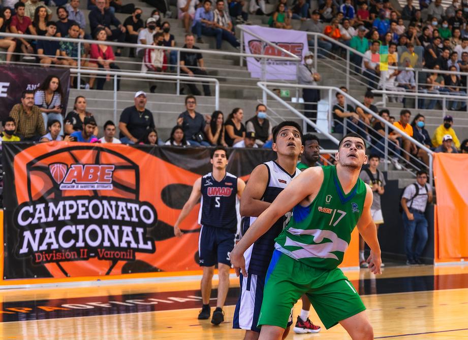 Intensa jornada semifinal en la Liga ABE II División