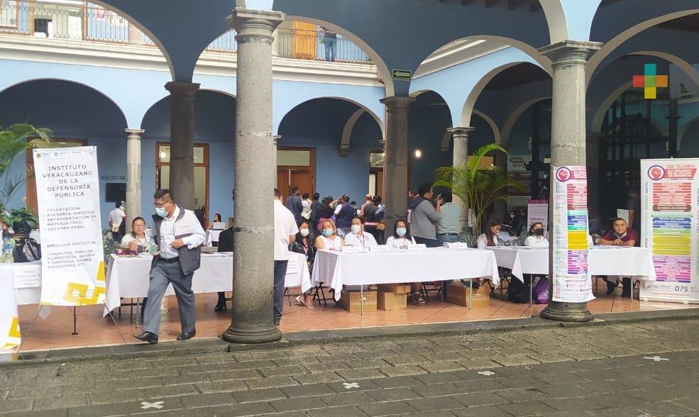 Se lleva a cabo jornada de Atención Ciudadana en Coatepec
