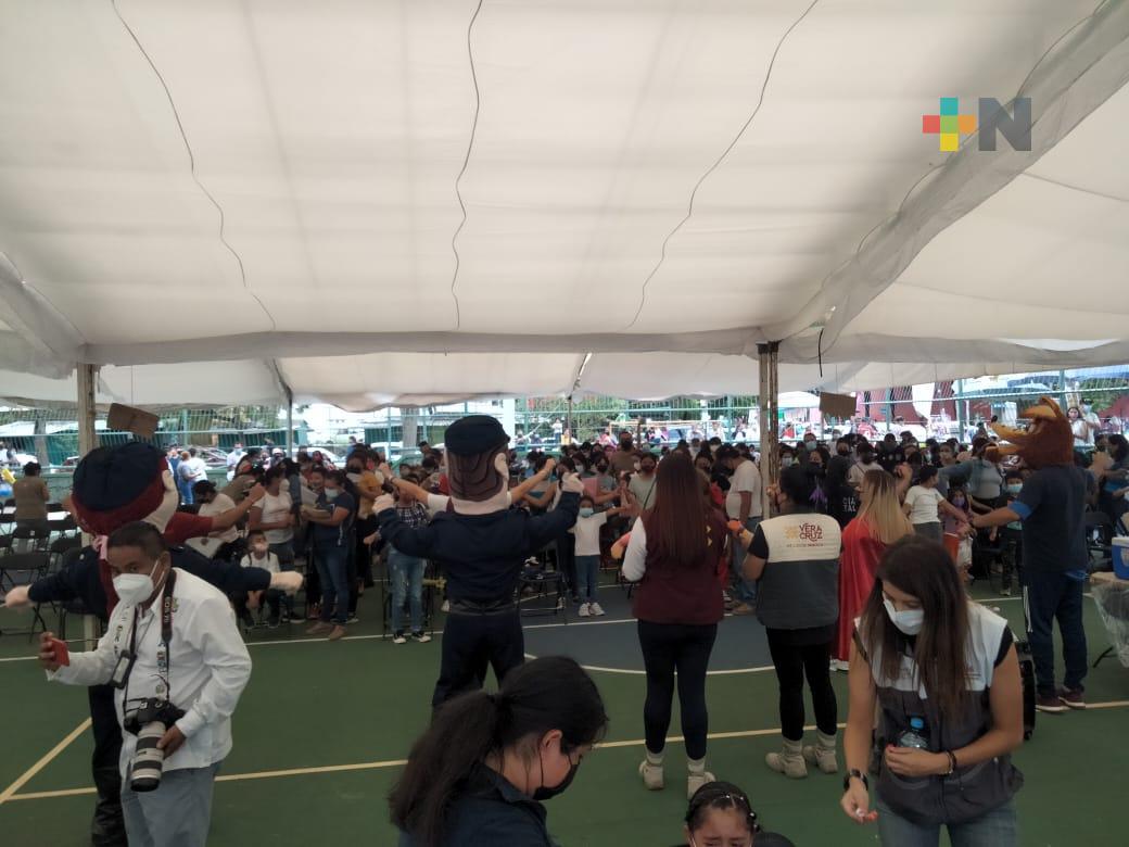 Un día más en Xalapa, la vacunación anti-Covid a menores de 5 a 11 años