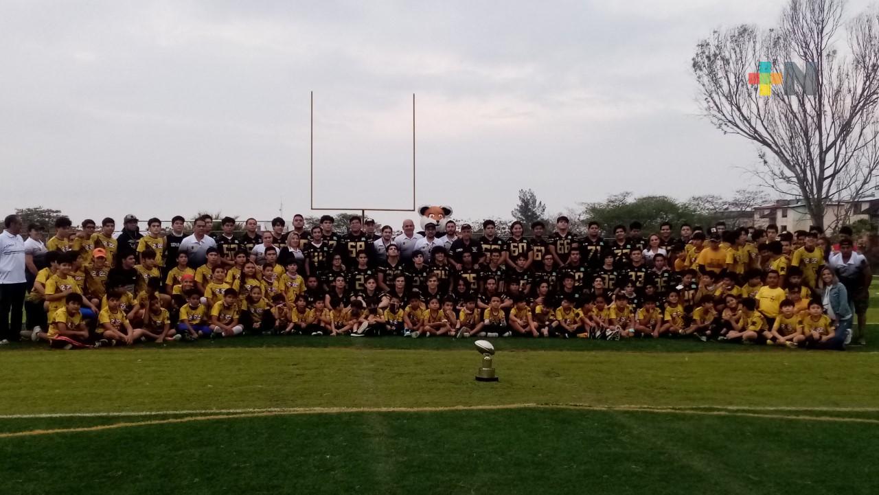 Juveniles de Zorros Dorados entregan estafeta a categoría infantil