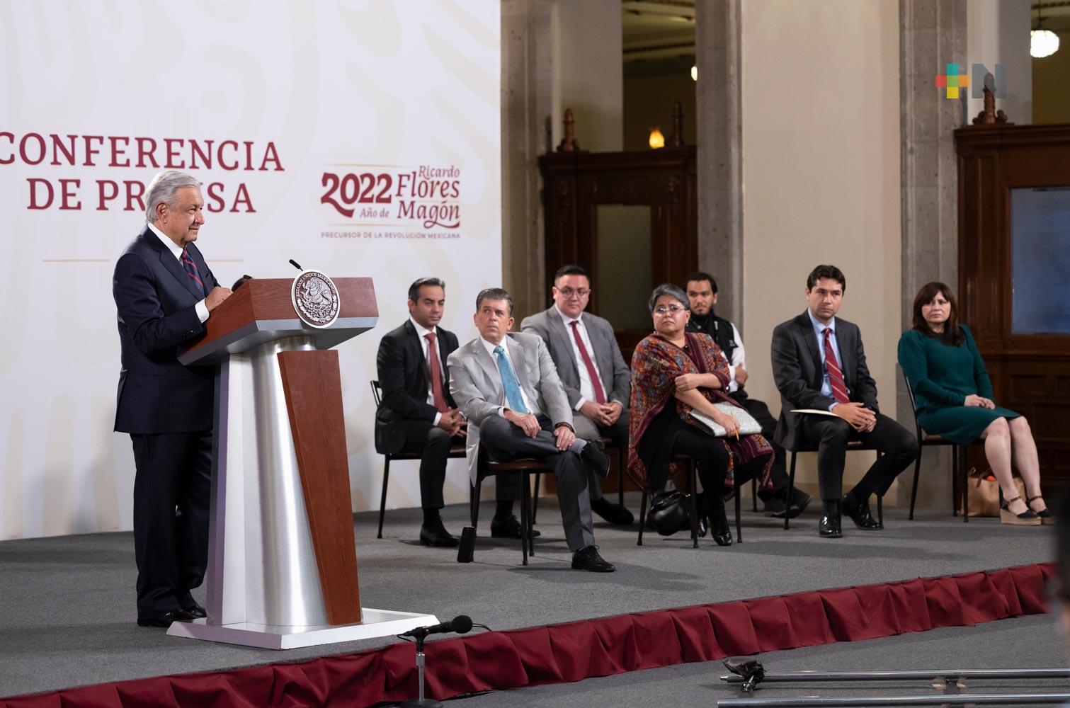 Recaudación de impuestos permite financiar obras de infraestructura y Programas para el Bienestar: AMLO