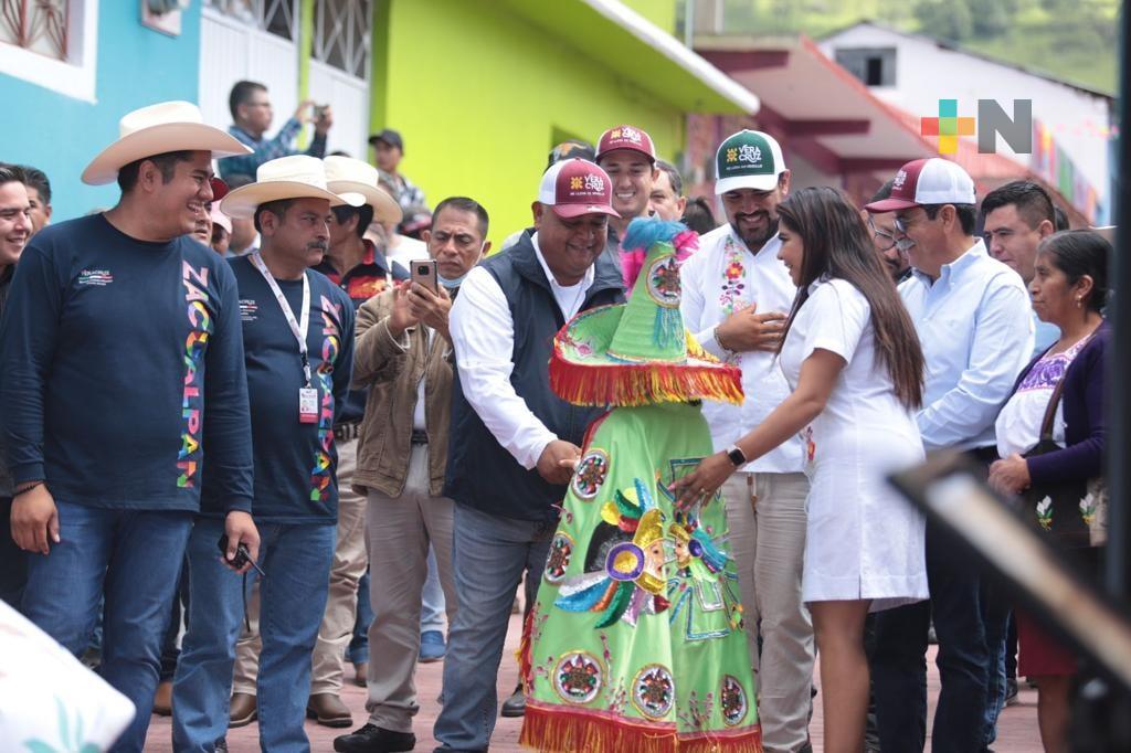 Inaugura en Zacualpan, «El Callejón del Arte»; el secretario de Gobierno, Eric Cisneros