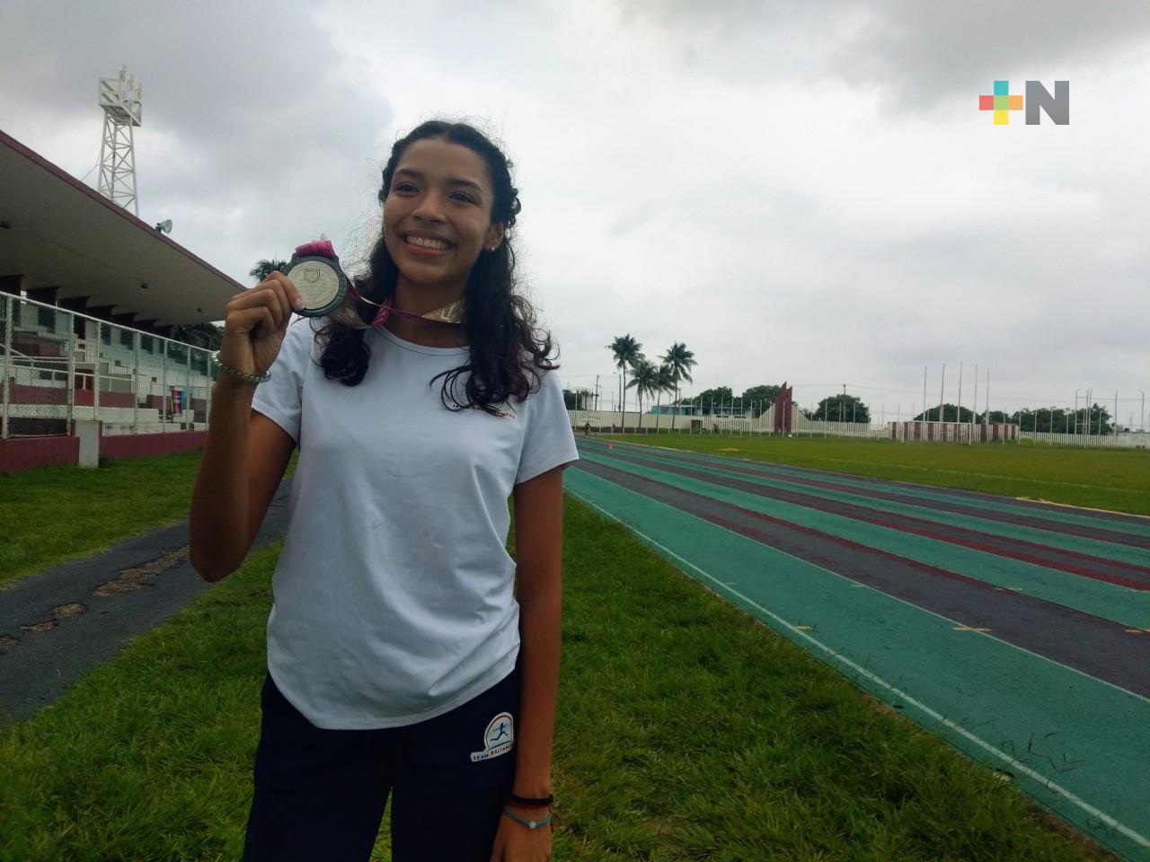 Alejandra Bautista ganó plata en salto triple de Juegos Nacionales Conade