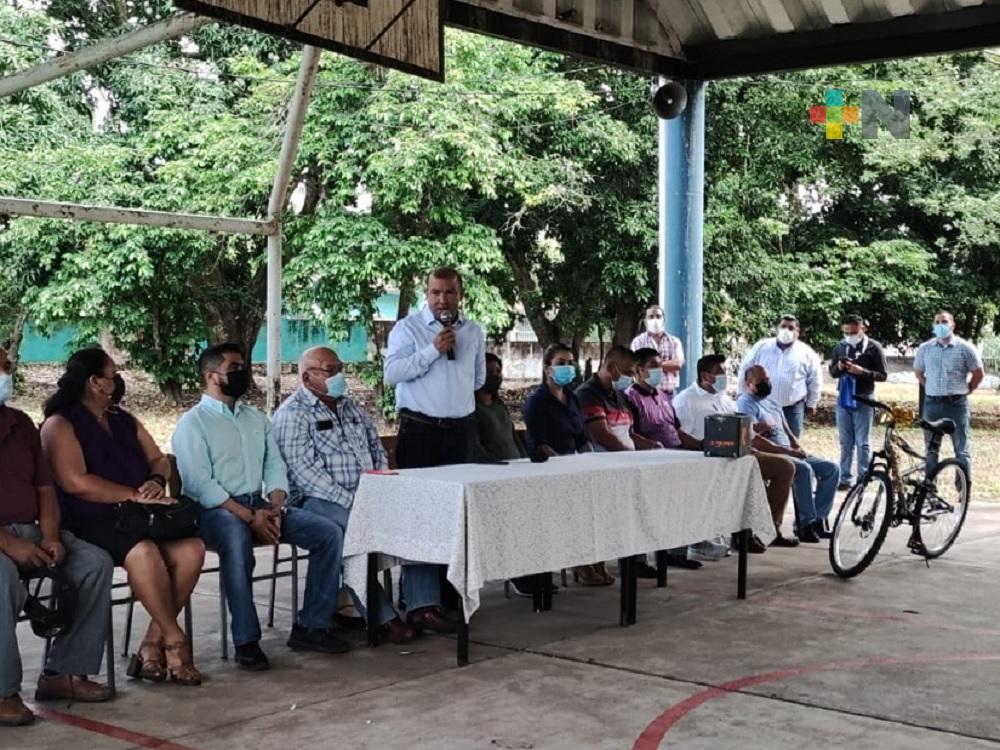 Apoyará ayuntamiento de Yanga a niños que egresarán de la primaria