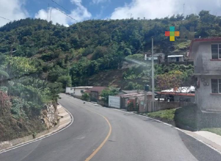 Avance del 70% en pavimentación de carretera Huayacocotla-Zontecomatlán