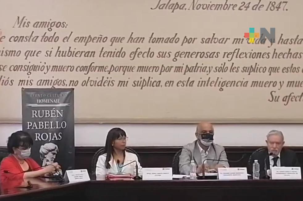 Con libro rinden homenaje a ex alcalde xalapeño Rubén Pabello Rojas