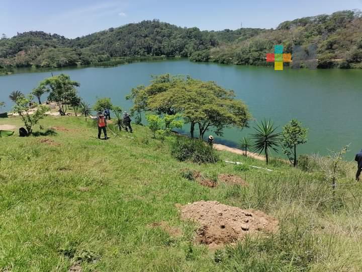 Laguna de El Castillo, nueva opción para el senderismo y pesca en Xalapa