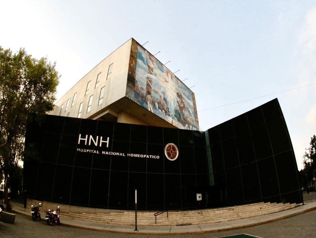 Por más de un siglo, Hospital Nacional Homeopático ha brindado atención a la población mexicana
