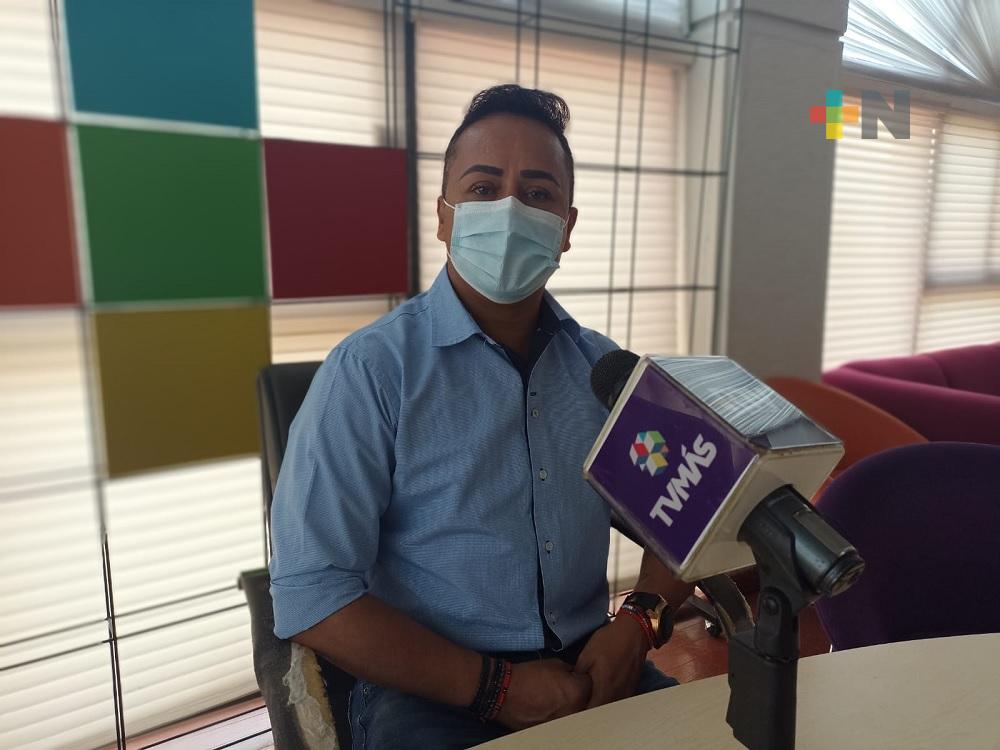 Busca empleado de zoológico de Veracruz denunciar discriminación laboral