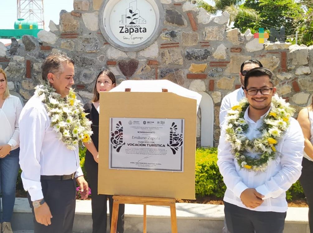 Municipio de Emiliano Zapata recibe Distintivo con Vocación Turística por parte de Sectur