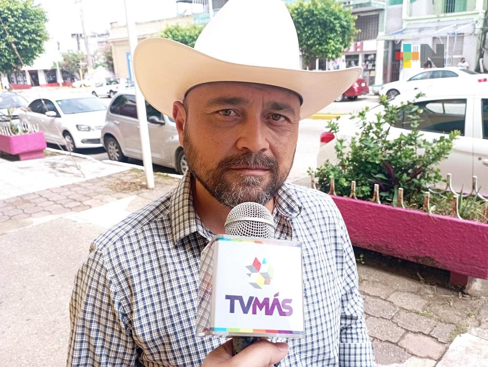 Escasez de agua orilla a ganaderos de Coatzacoalcos vender ganado por debajo de su precio normal