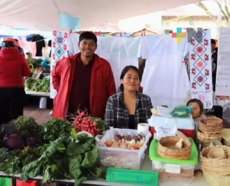 Productores de Huayacocotla ofrecen a bajo costo hortalizas, frutas y verduras