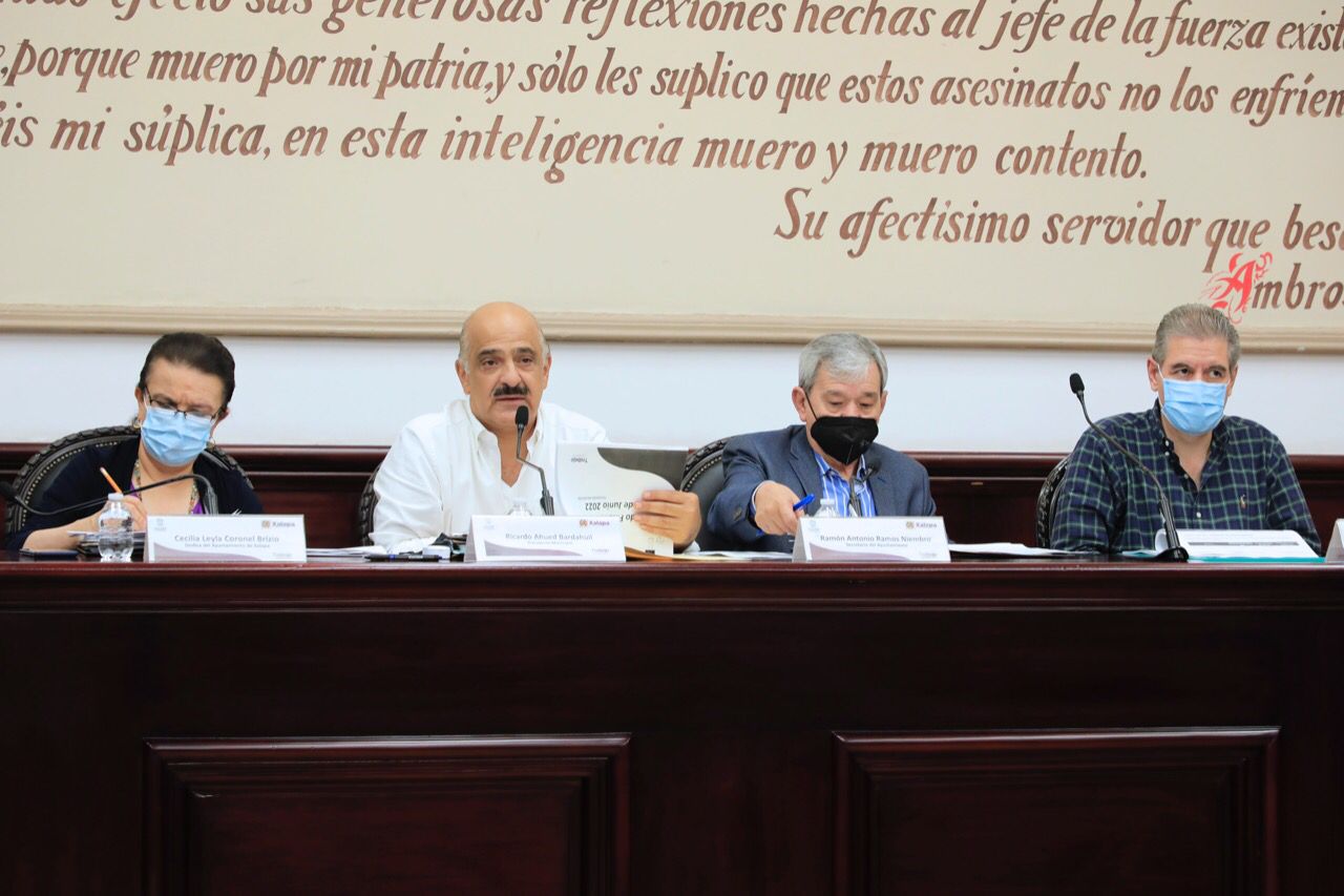 En Xalapa, la transparencia en la aplicación de los recursos genera confianza y trabajo