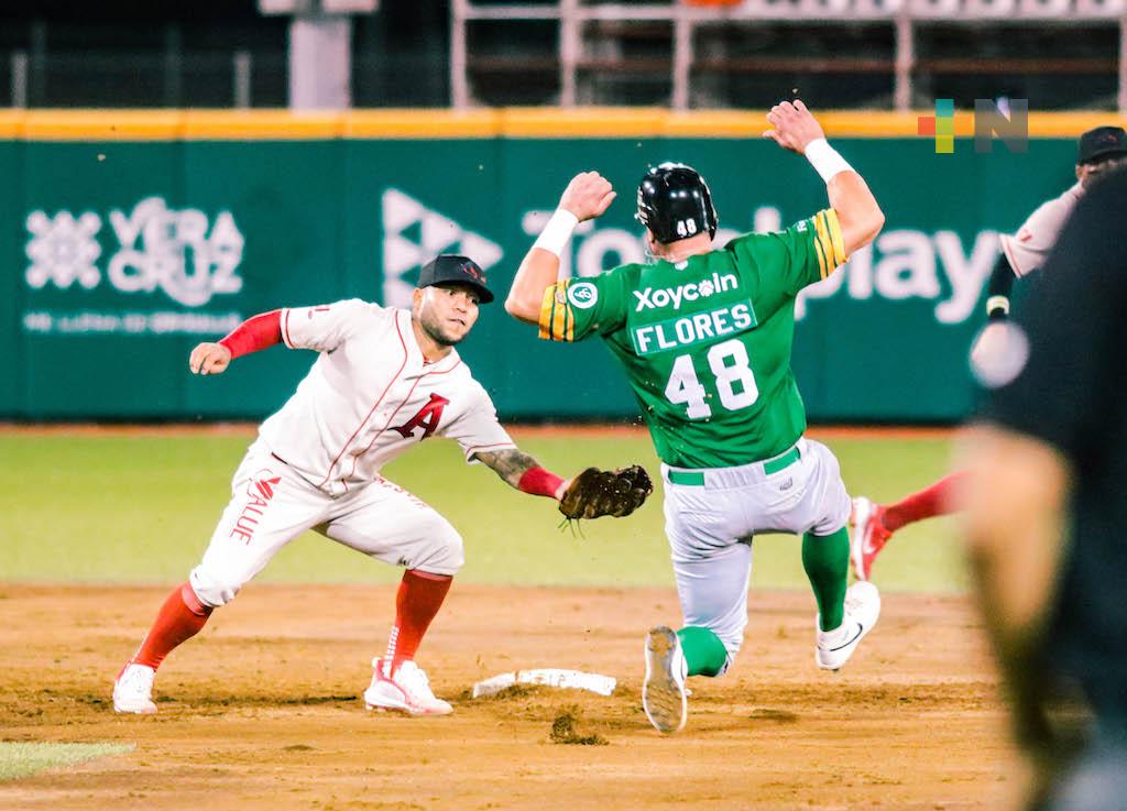 Durango apaleó por pizarra de 10-1 al Águila