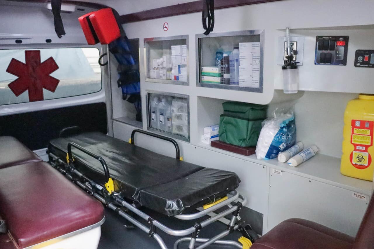 SS|SESVER entrega ambulancia al municipio de Manlio Fabio Altamirano
