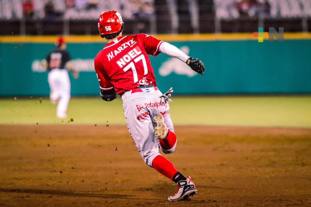 El Águila anuncia baja del pelotero Rico Noel