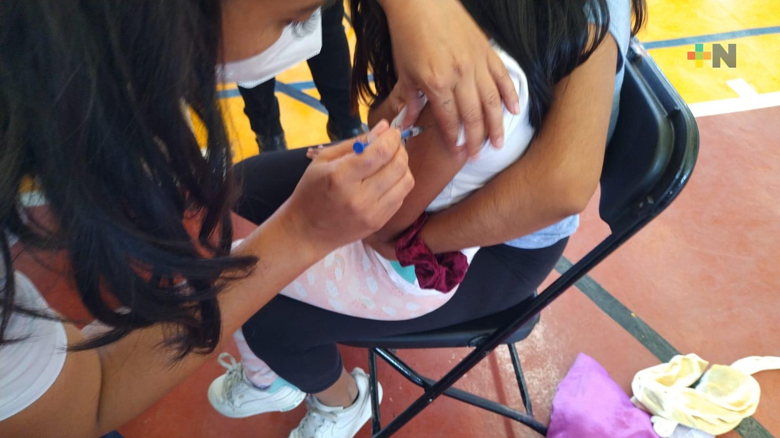 Continúa abierto registro de vacunación universal contra Covid-19 para personas de cinco años en adelante