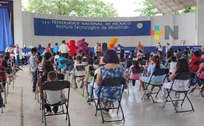 Inicia vacunación anticovid en niños de Minatitlán