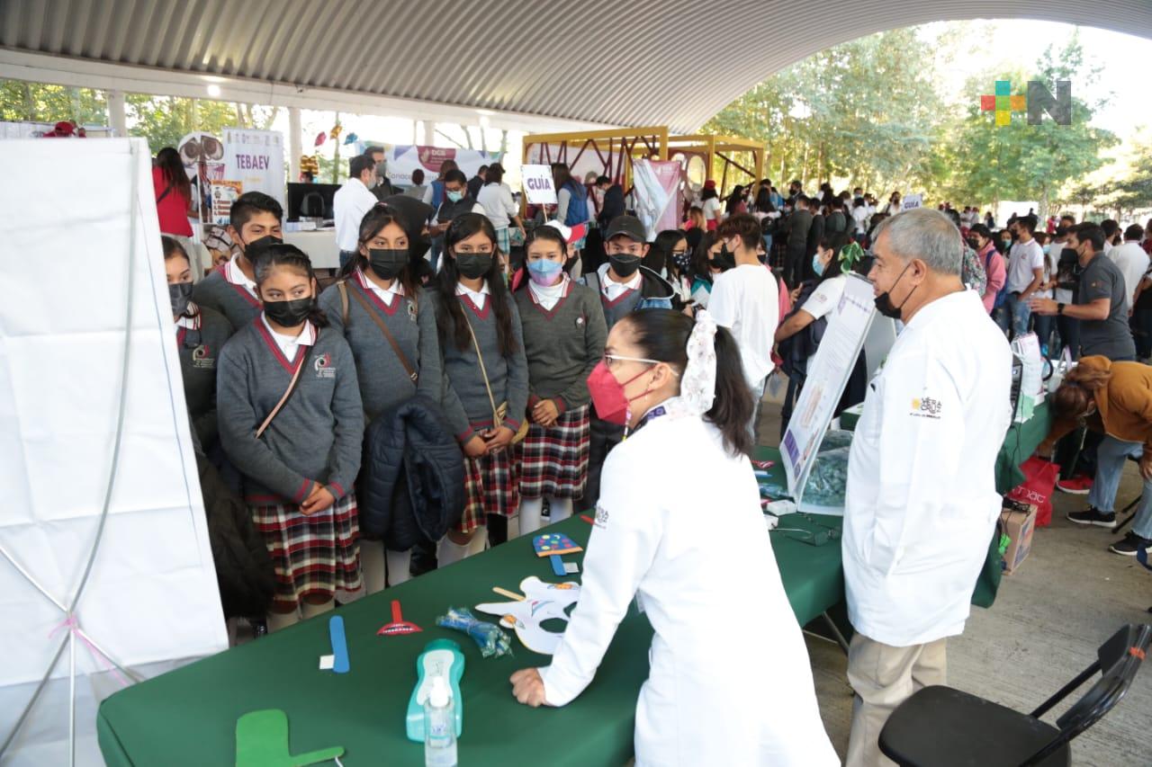 En 10 Expo Ferias, SEV atendió a 120 mil jóvenes que desean continuar sus estudios