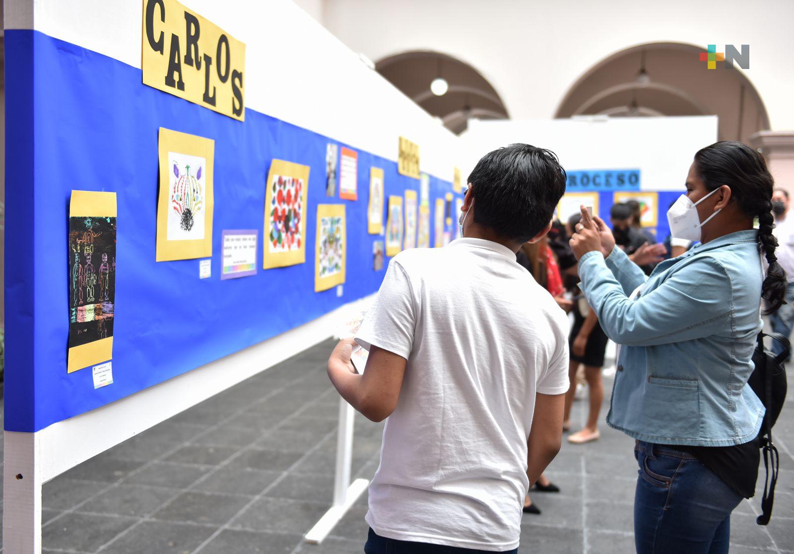 Expone Proyecto VEA obras pictóricas en Palacio Municipal