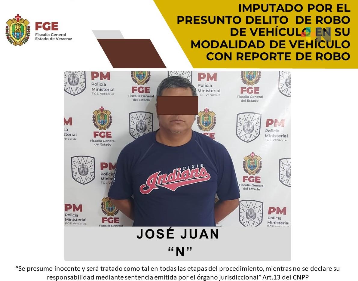 En San Andrés Tuxtla imputan a José Juan «N» por presunto robo de vehículo