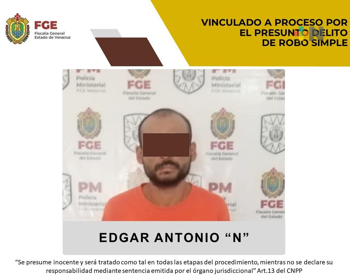 Édgar Antonio «N» es vinculado a proceso por presunto robo simple