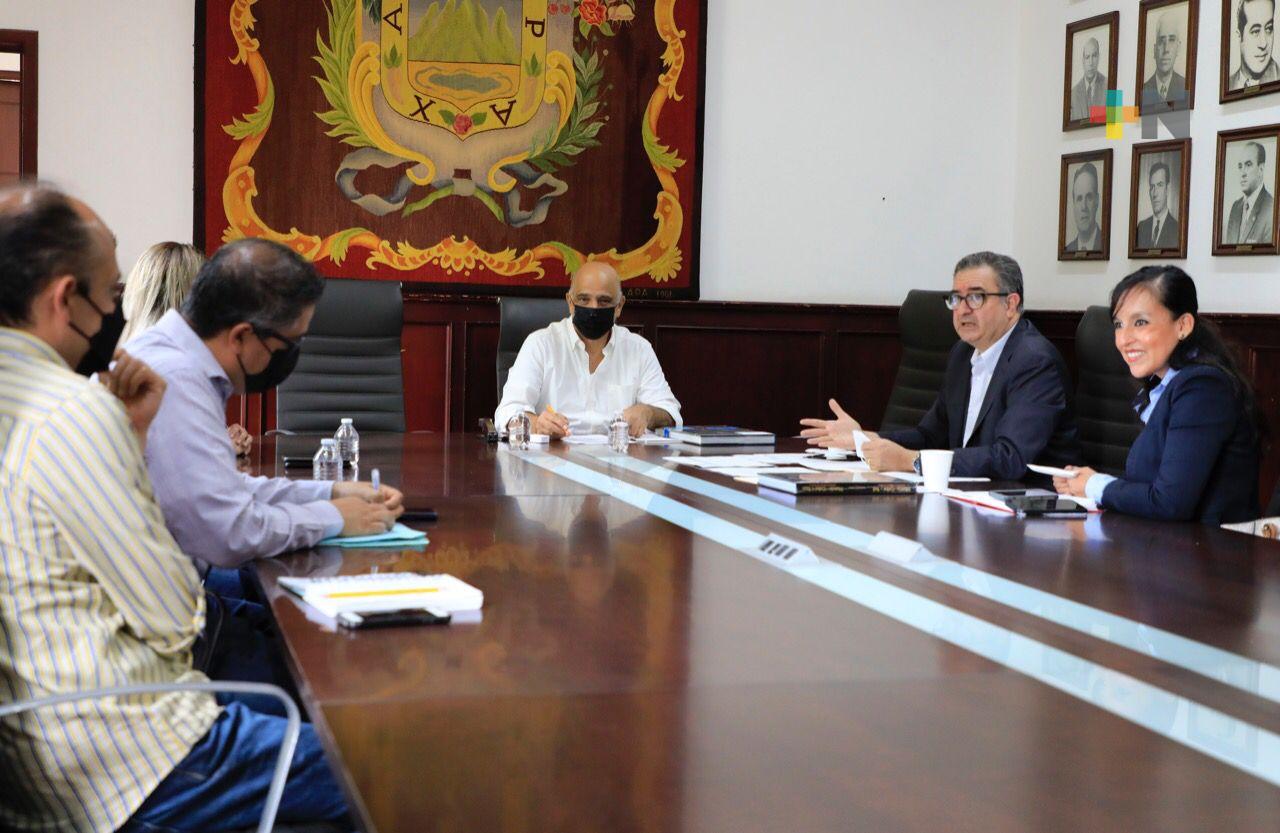 Ayuntamiento e iniciativa privada modernizan imagen urbana y vialidades