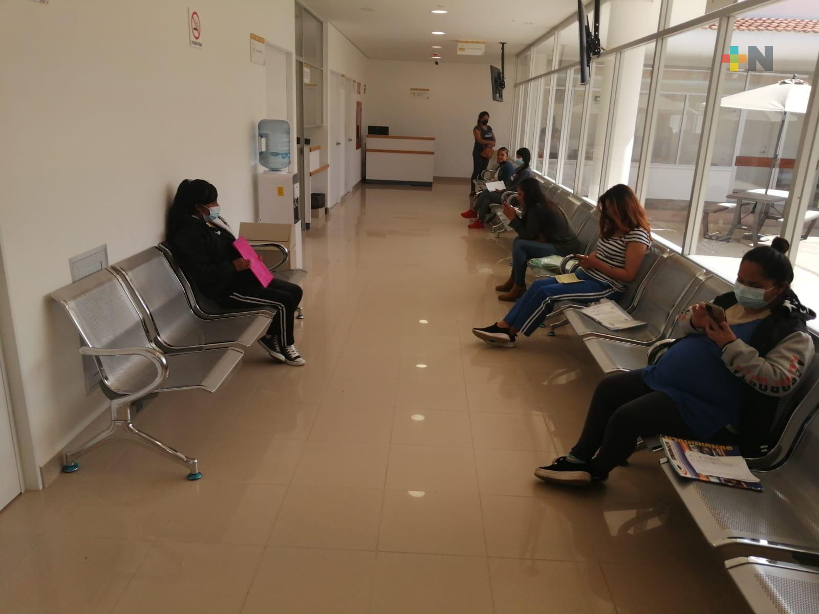Nuevo Hospital de Perote funcionando al cien por ciento, en su primer día