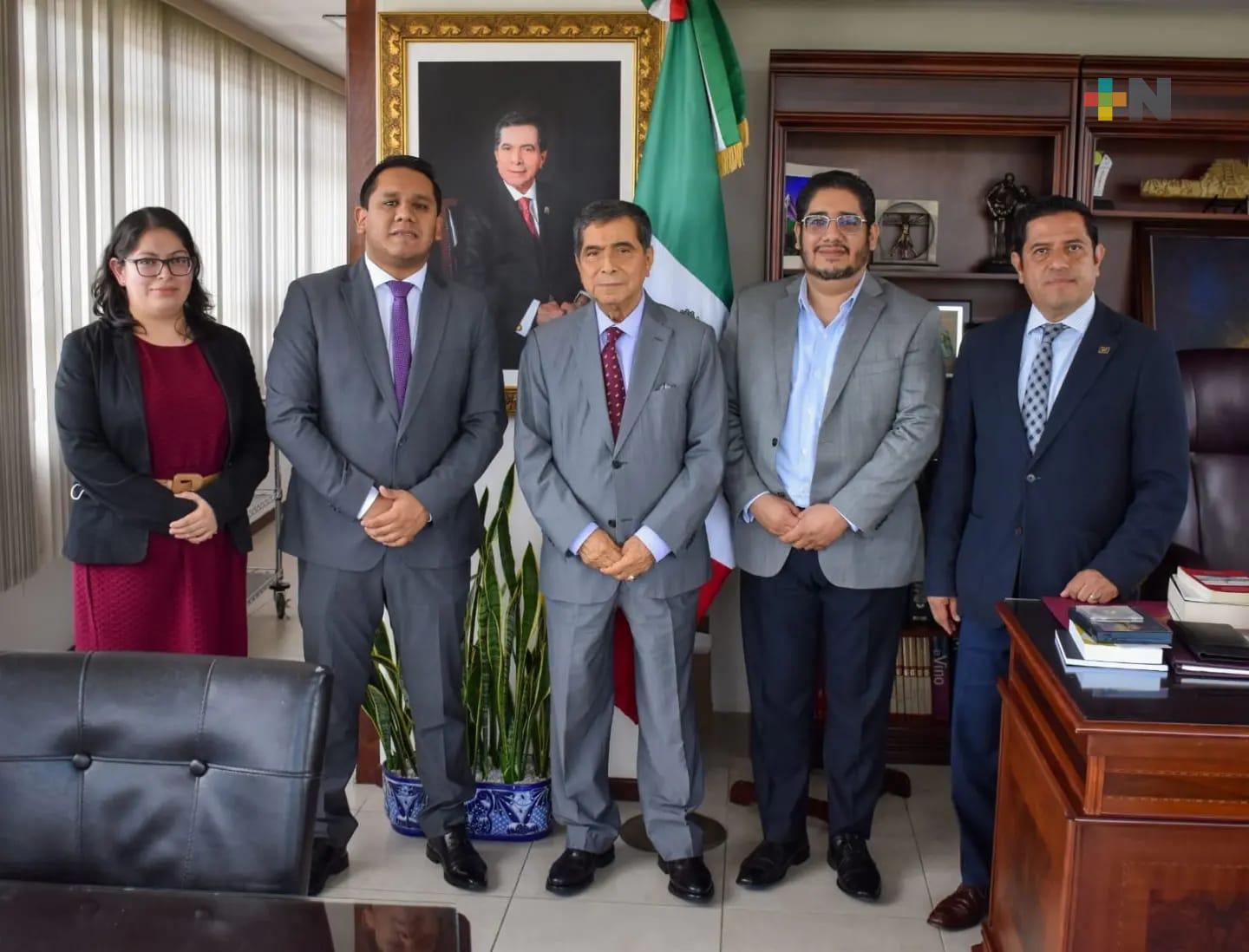 Afinan CEAPP y UX convenio de colaboración para capacitar periodistas