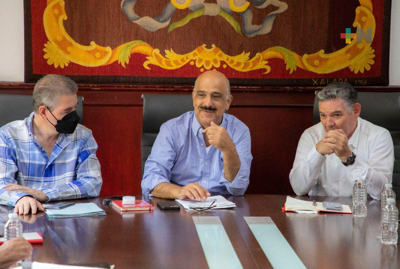 Con obra pública se reactiva la economía xalapeña: Ricardo Ahued